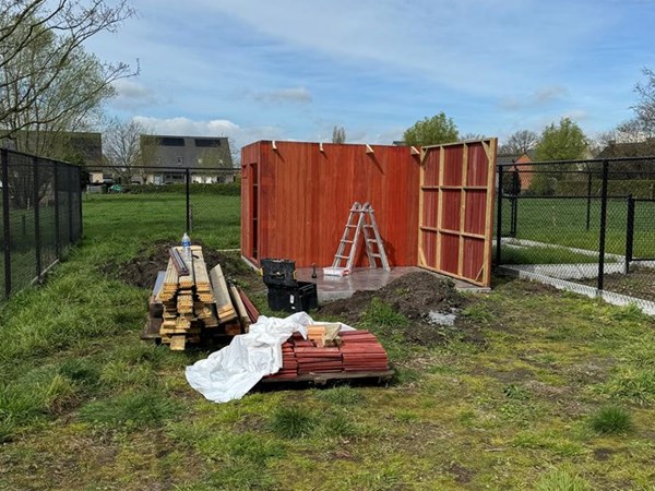 opbouw tuinhuis met overkapping op maat in padouck in Eeklo, Zelzate, Ertvelde, Assenede, Bassevelde, Boekhoute, Evergem, Terneuzen, Sas van Gent, Sleidinge, Oosteeklo