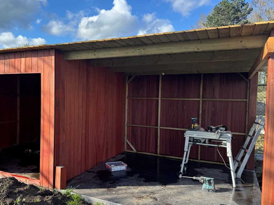 opbouw tuinhuis met overkapping op maat in in Eeklo, Zelzate, Ertvelde, Assenede, Bassevelde, Boekhoute, Evergem, Terneuzen, Sas van Gent, Sleidinge, Oosteeklo