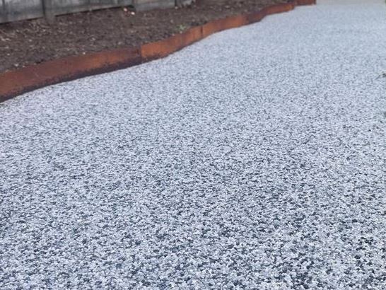 Waterdoorlatende verharding tuinpad Vuba in Eeklo, Zelzate, Ertvelde, Assenede, Bassevelde, Boekhoute, Evergem, Terneuzen, Sas van Gent, Sleidinge, Oosteeklo