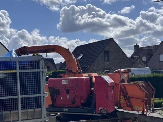 verhakselen takken en snoeiafval in Eeklo, Zelzate, Ertvelde, Assenede, Bassevelde, Boekhoute, Evergem, Terneuzen, Sas van Gent, Sleidinge, Oosteeklo