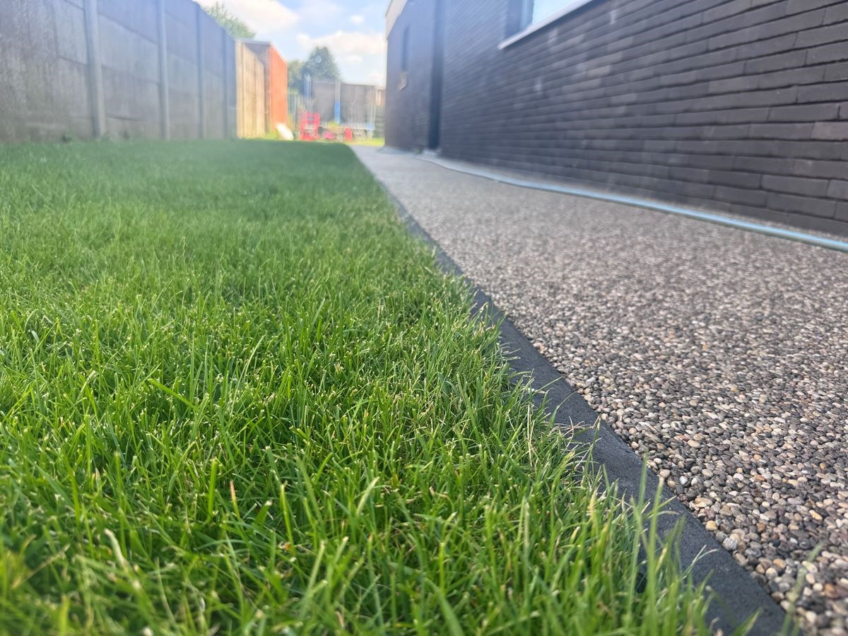 waterdoorlatende bestrating vuba in Eeklo, Zelzate, Ertvelde, Assenede, Bassevelde, Boekhoute, Evergem, Terneuzen, Sas van Gent, Sleidinge, Oosteeklo